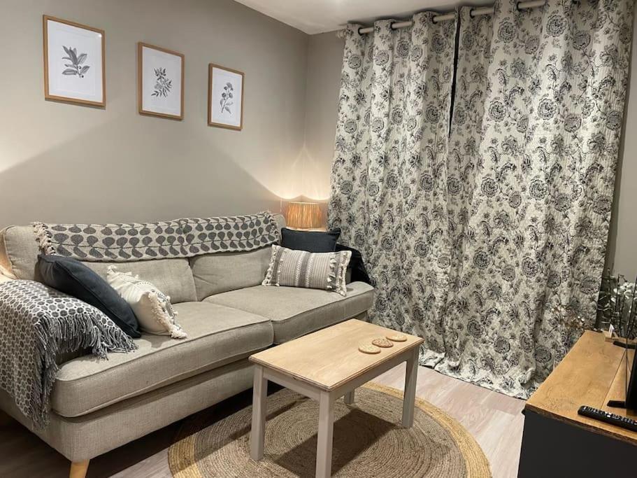 The Snug - Cosy In A Great Location * Holt (Wiltshire)